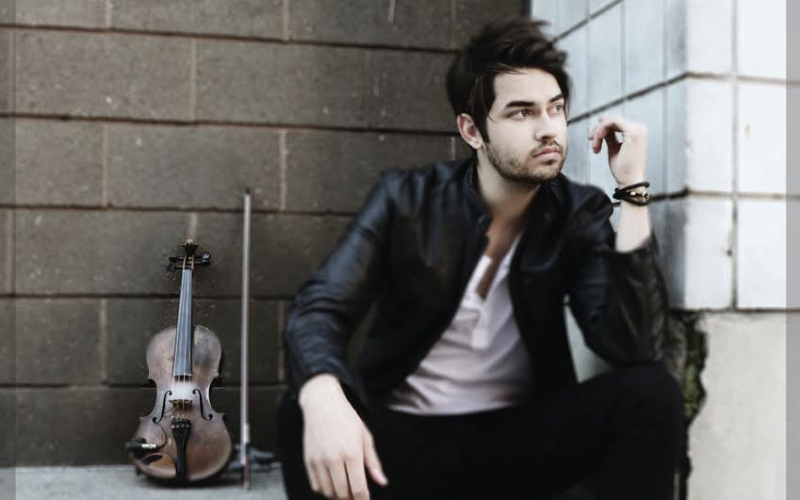 Pop violinist Rhett Price